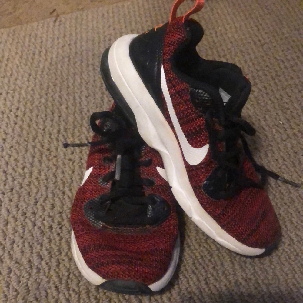 Boys Nike size 11.5